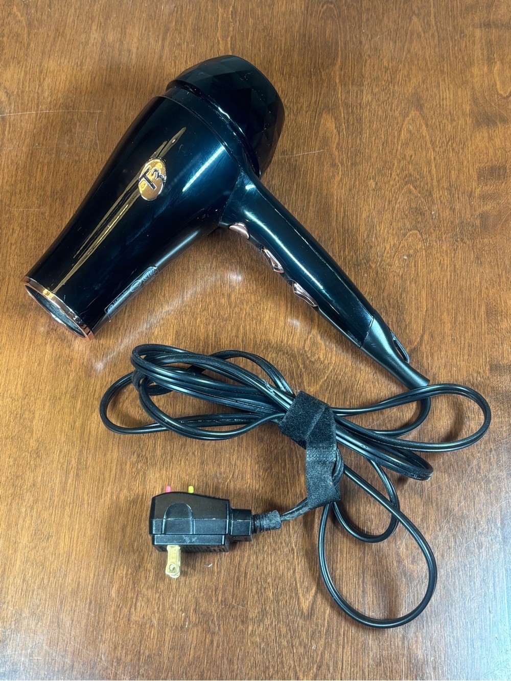T3 Black Hair Styling Tool with Gold Accent